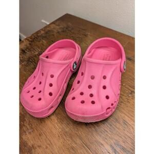 Pink girls Crocs size 9c